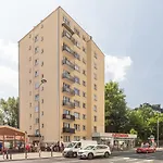 Superapart Tamka 17