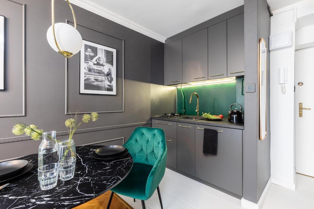 Superapart Tamka 17